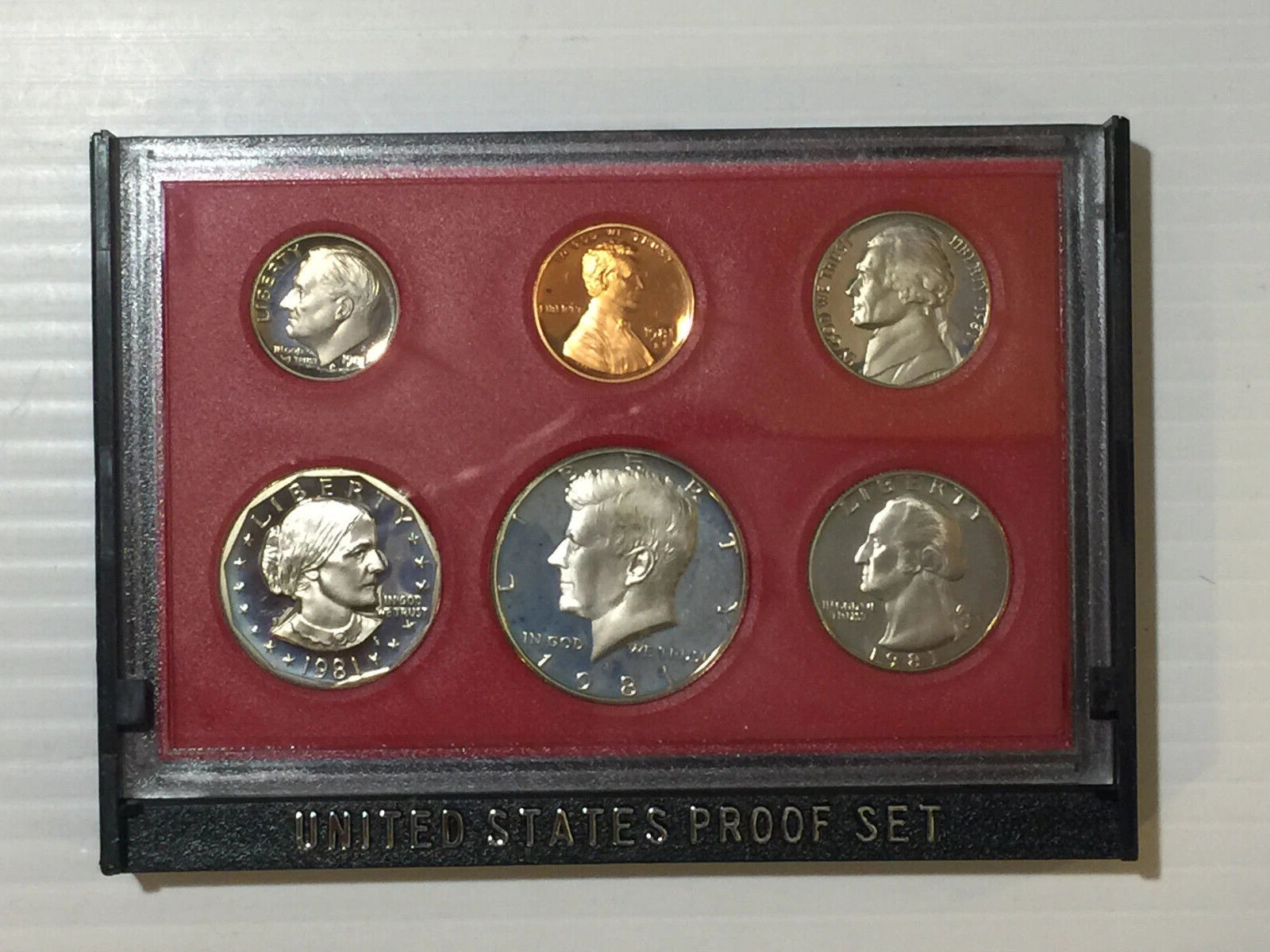 1981-S US Mint Proof Set 6 Coins with OGP Includes Susan B. Anthony Dollar