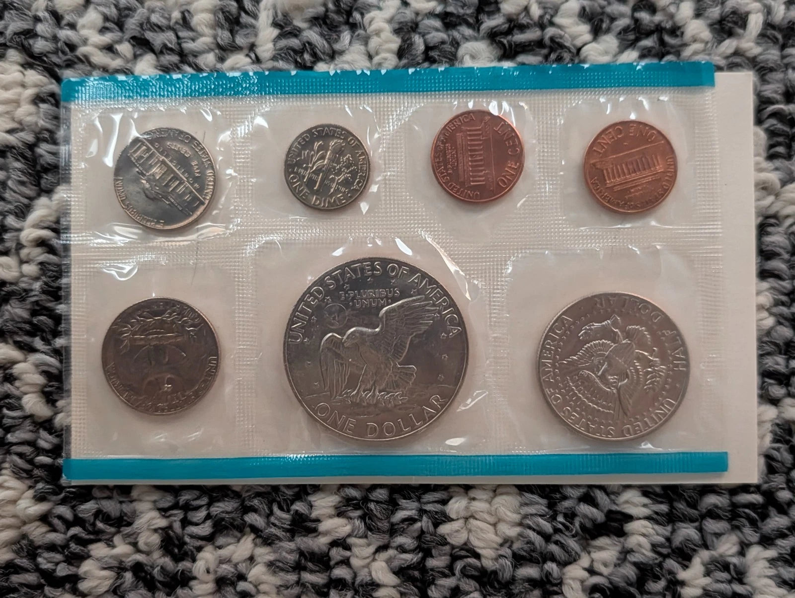 1974 P&D US Mint Uncirculated Set 13 Coins w/ Envelope