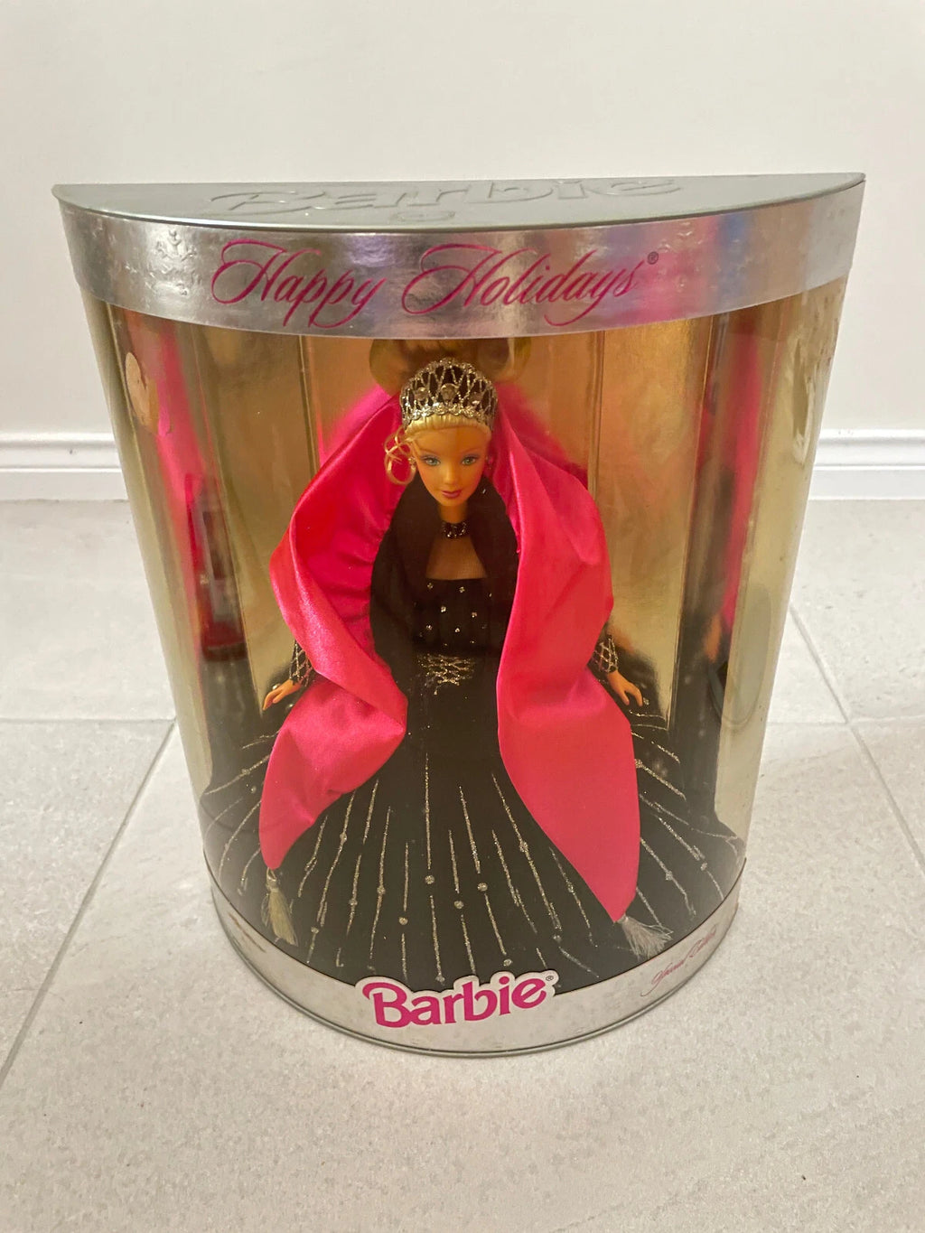1998 Mattel Happy Holidays Barbie Doll Special Edition #20200 NRFB