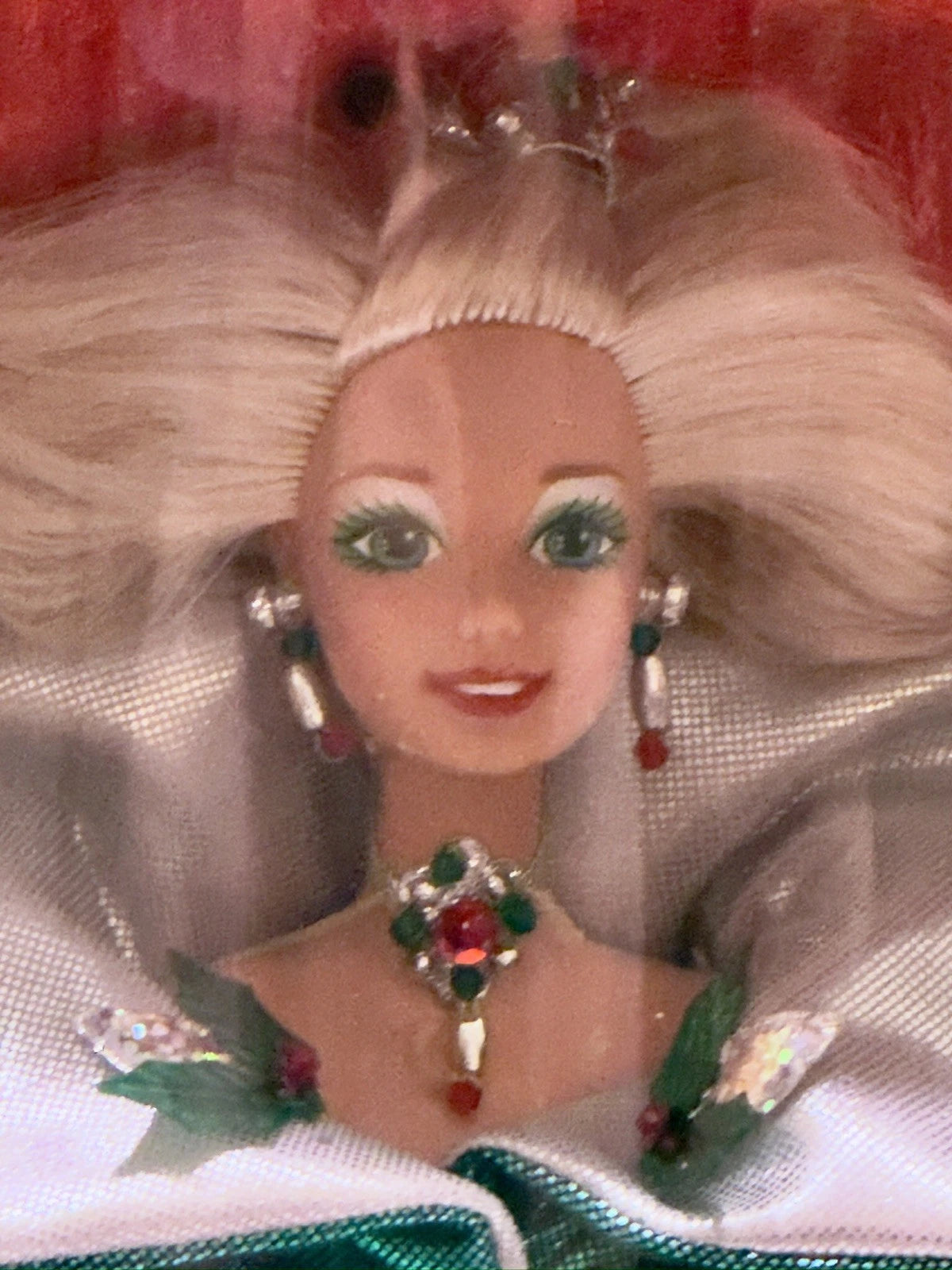 1995 Mattel Happy Holidays Barbie Special Edition Collector Doll NRFB