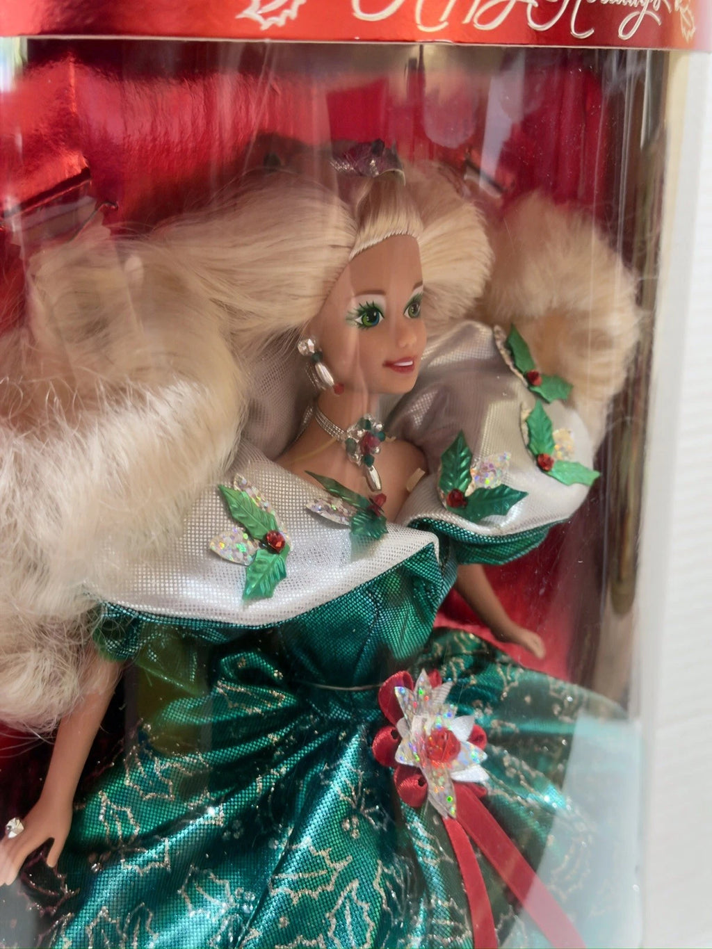 1995 Mattel Happy Holidays Barbie Special Edition Collector Doll NRFB