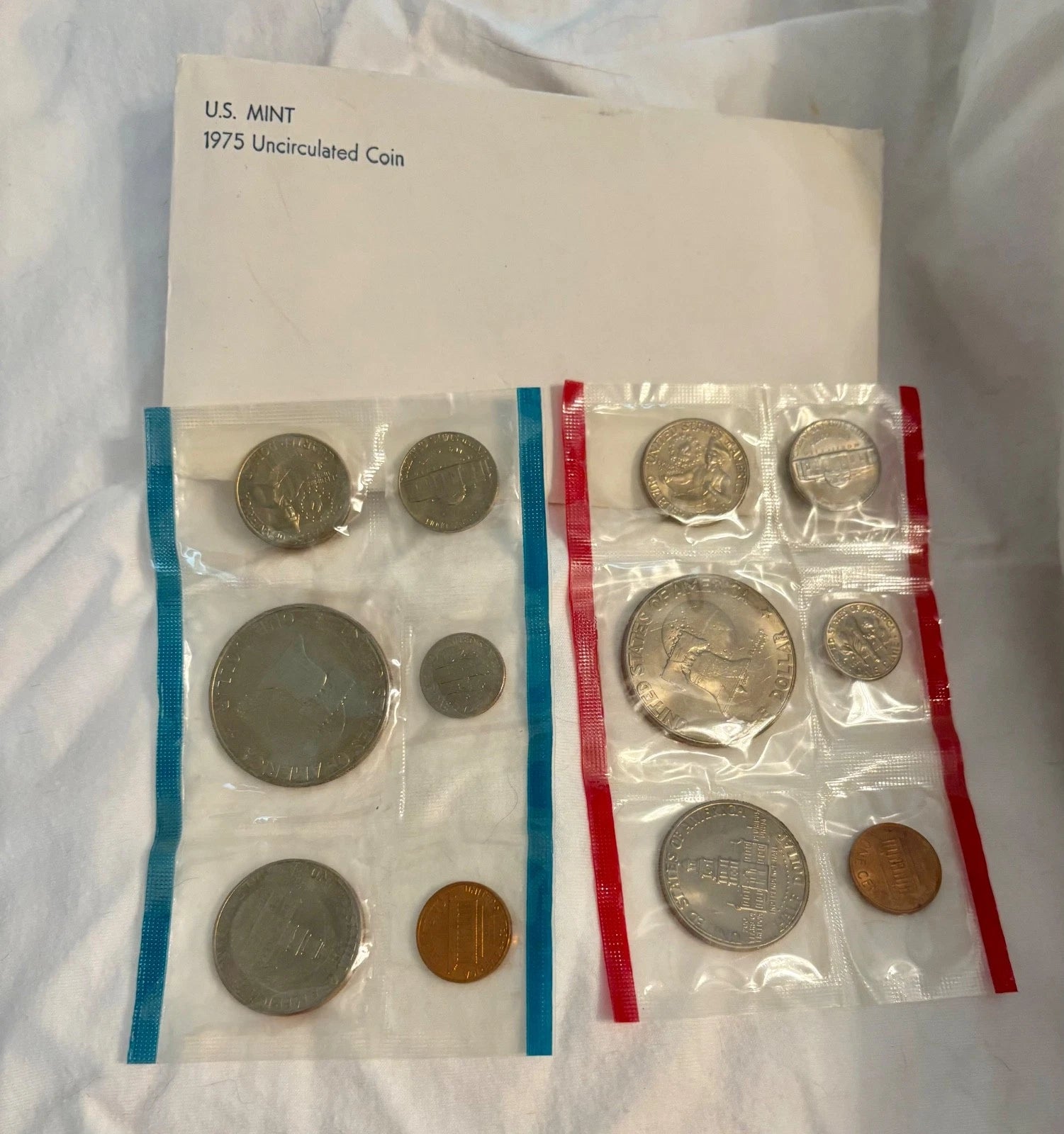1975 P&D US Mint Uncirculated Set OGP