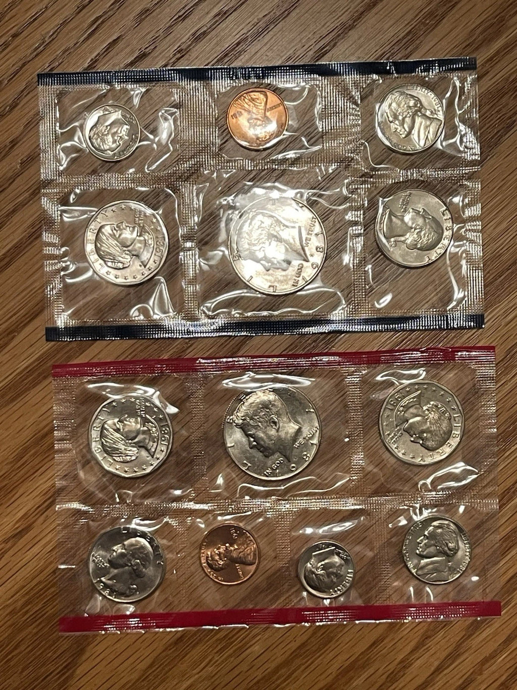 1981 P&D US Mint Uncirculated Set 11 Coins with OGP