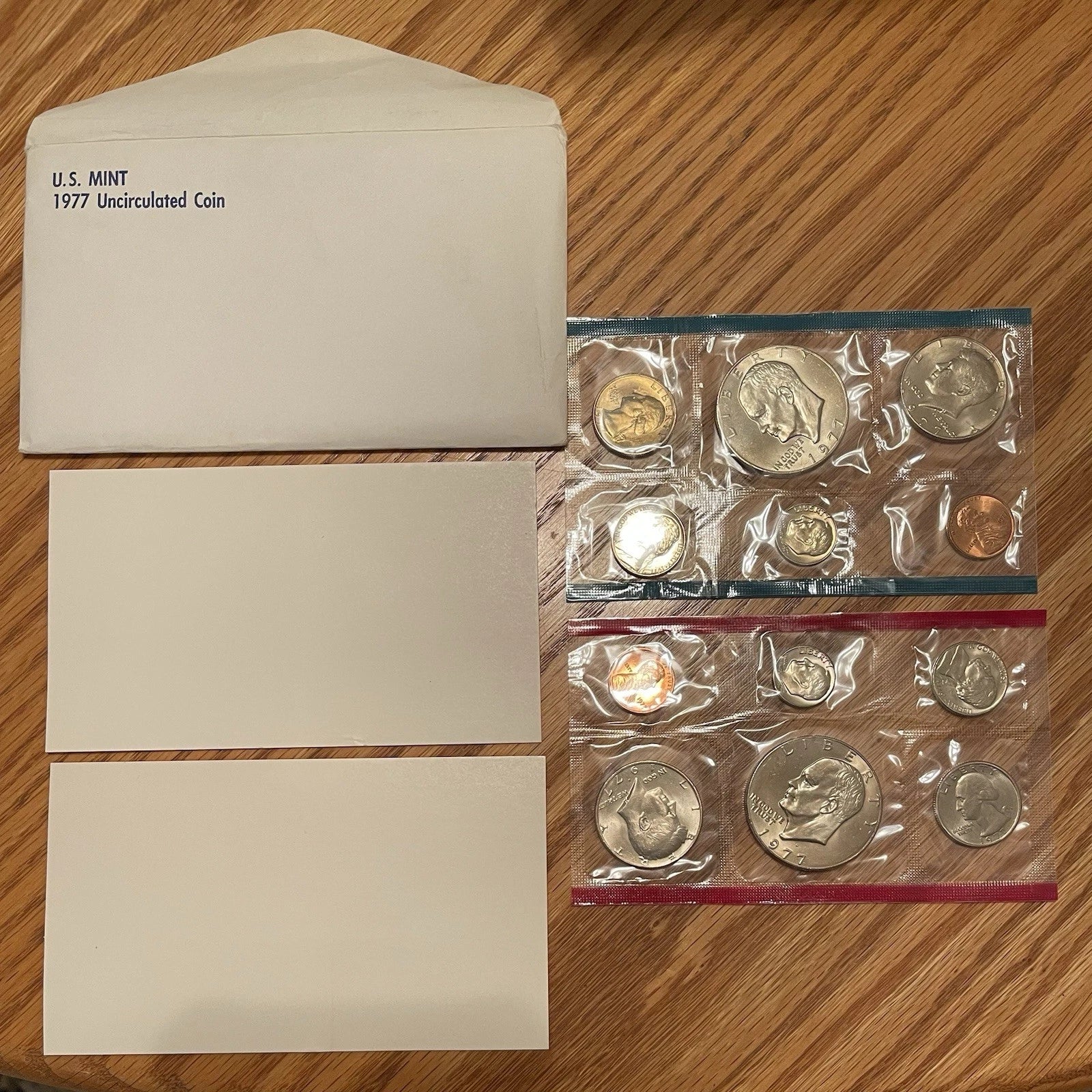 1977 P&D US Mint Uncirculated Set 12 Coins with OGP