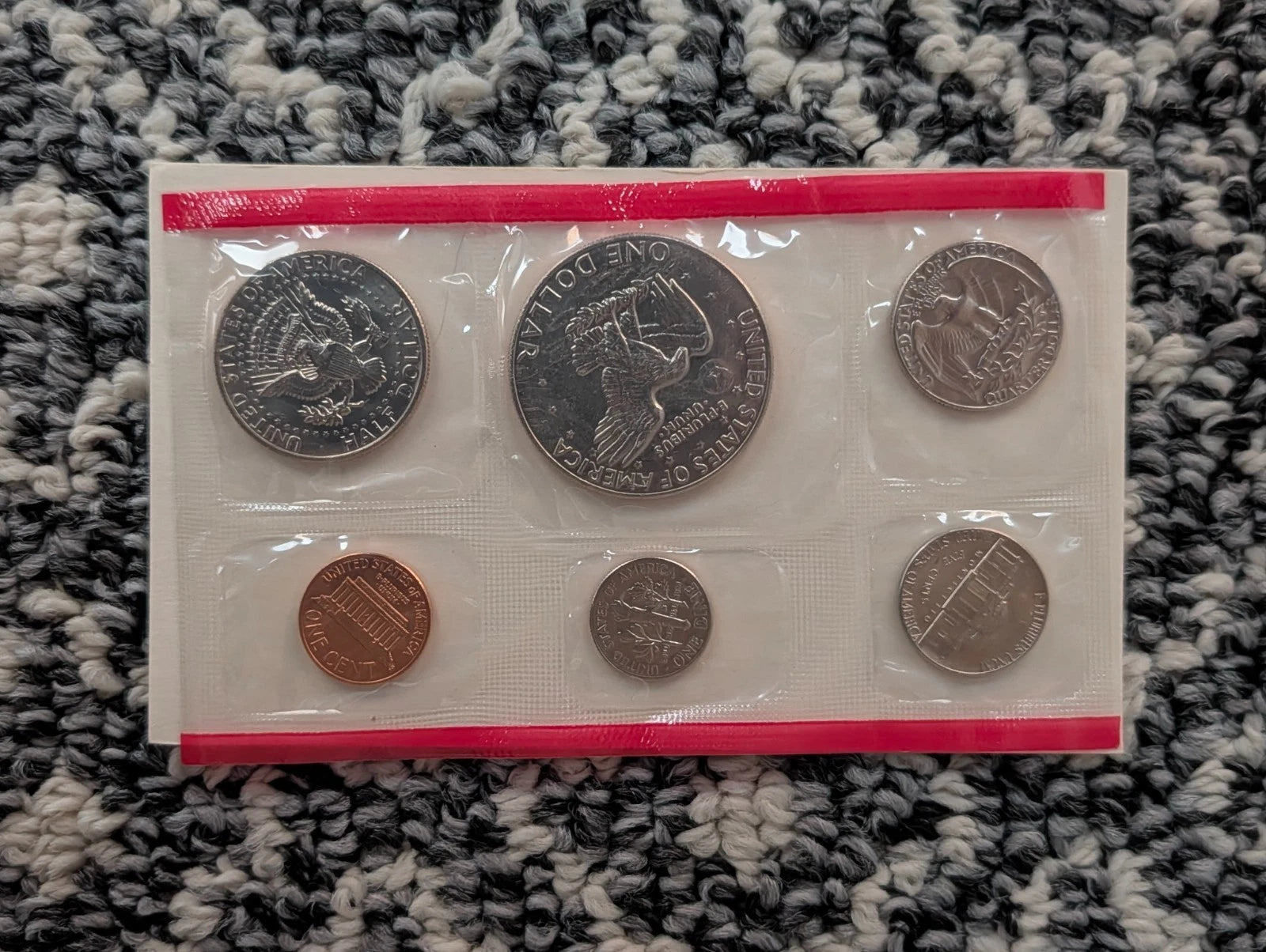 1974 P&D US Mint Uncirculated Set 13 Coins w/ Envelope